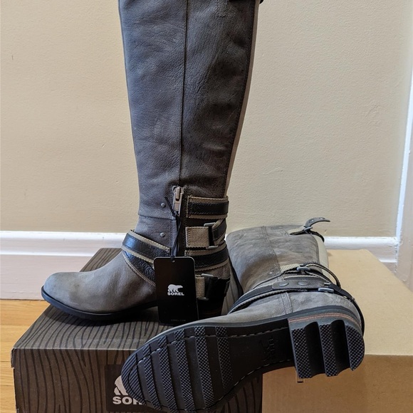 Women’s Sorel Tall Lolla Brand New in Box Size 6.5 - Picture 2 of 3